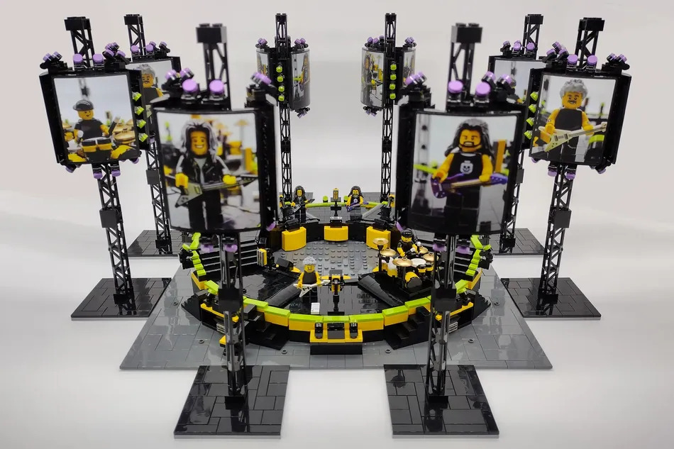 lego-ideas-metallica-m72-world-tour-achieves-10,000-supporters