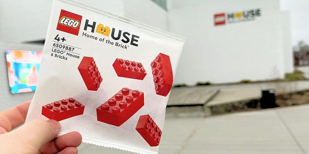 lego-house:-paperbag-statt-polybag