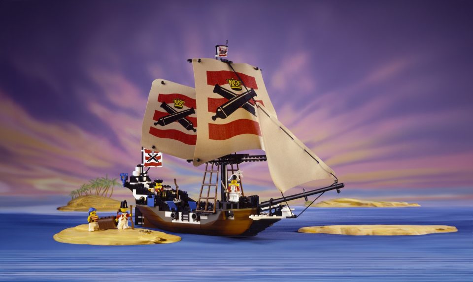 official-lego-pirate-articles-on-lego.com