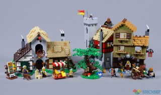 review:-10332-medieval-town-square