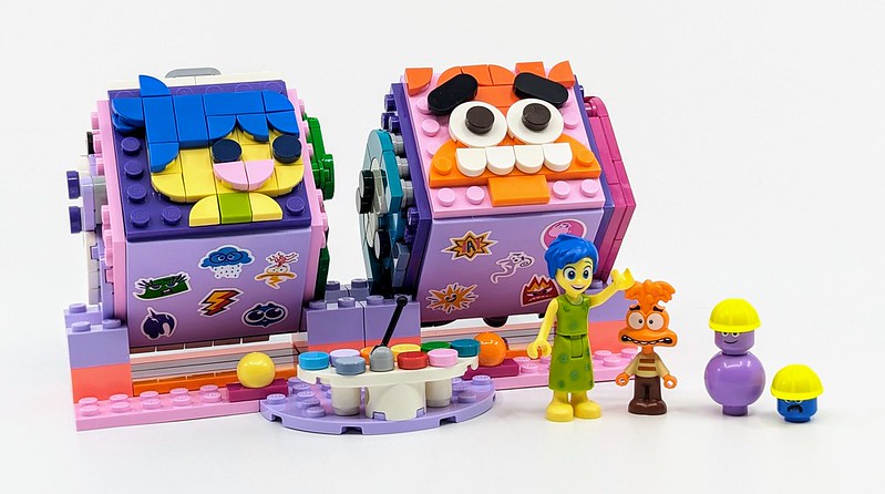 43248:-inside-out-2-mood-cube-set-review