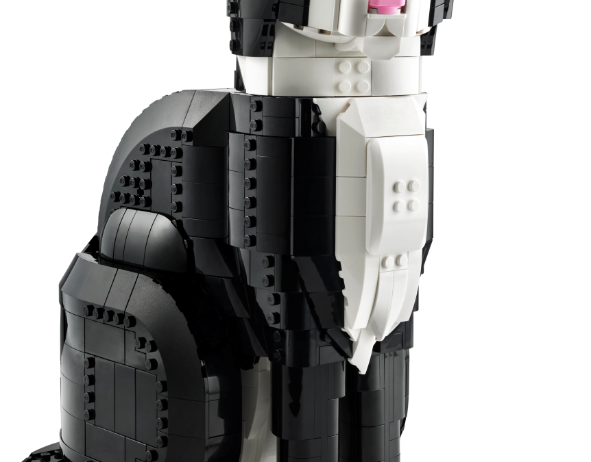 lego’s-tuxedo-cat-is-the-perfect-pet-for-people-with-allergies