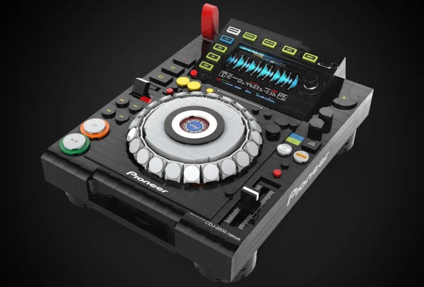 LEGO IDEAS Pioneer CDJ 2000 Nexus Multi Player Project Creation Achieves 10 000 Supporters
