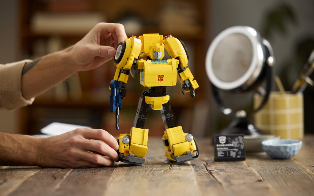 Annunciato il nuovo set LEGO Icons Transformers Bumblebee