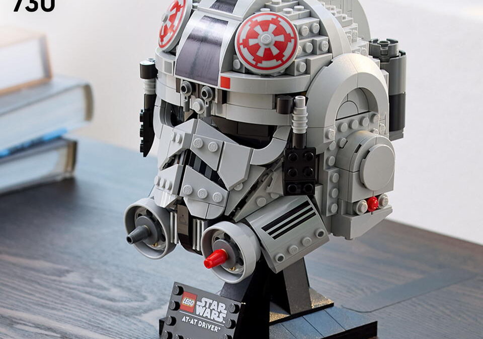 LEGO annuncia il set Star Wars™ Casco del pilota AT-AT™