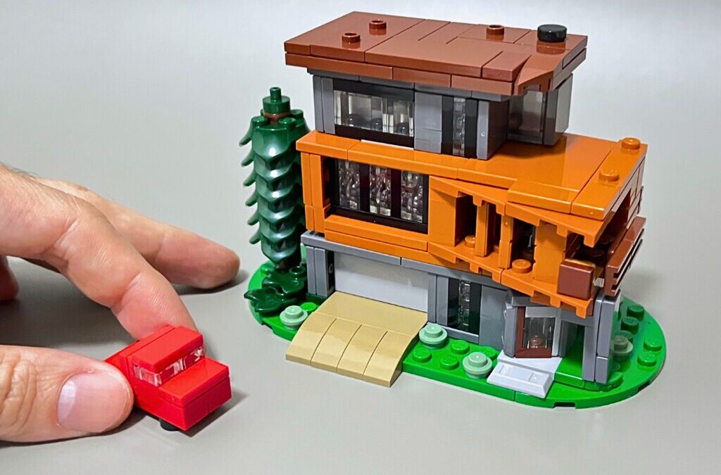 ABrickDreamer dazzles with this sparkling microscale Cullen House